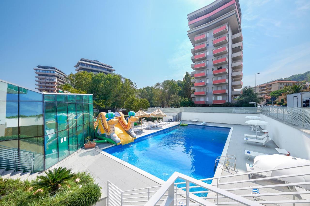 Hotel Baia Flaminia Pesaro Exteriér fotografie