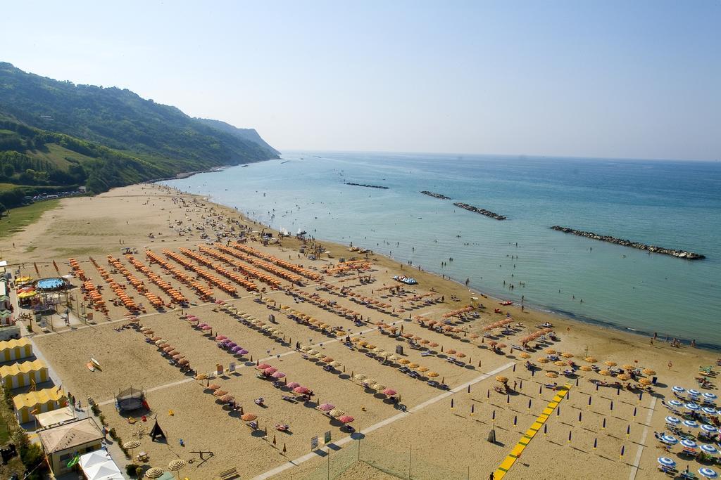 Hotel Baia Flaminia Pesaro Exteriér fotografie